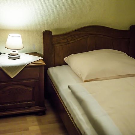 Hessischer Hof Nauheim Ruang foto